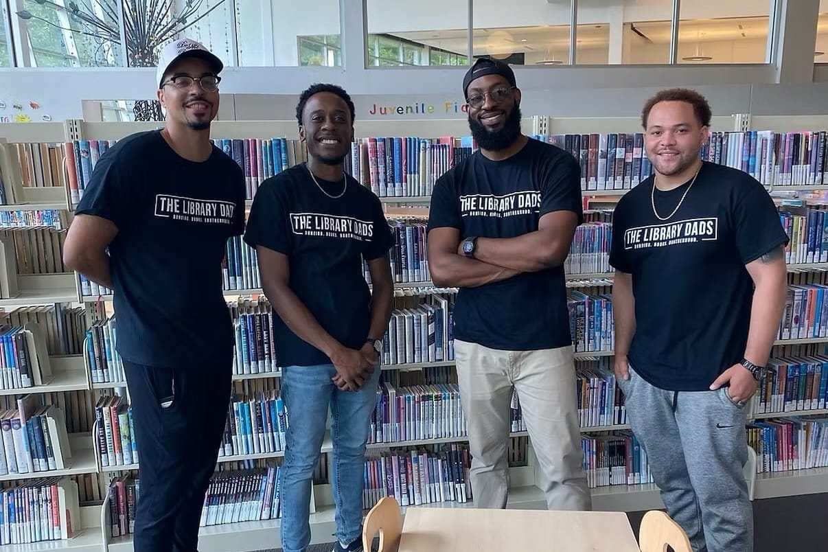                      The Library Dads Initiative In Atlanta Is Helping Fathers And Kids Bond Over Reading                             
                     